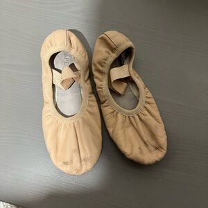 Capezio Kids Ballet Shoes - Pink Ballet - Size 11M